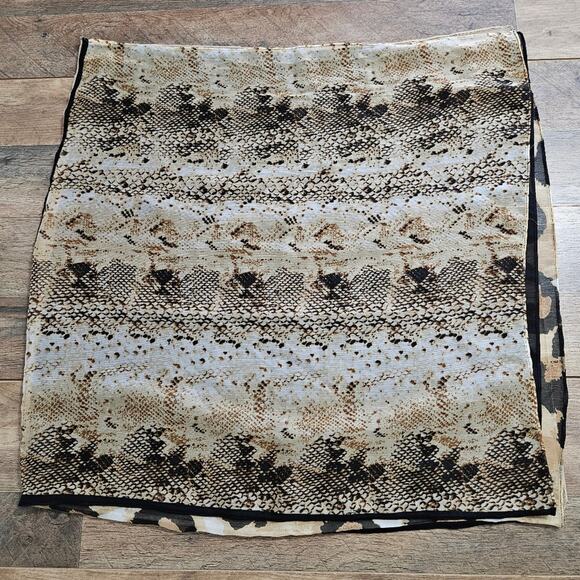 New Animal Print Color Block Black and Tan Scarf One Size 48x48 Leopard Snake - Picture 6 of 15